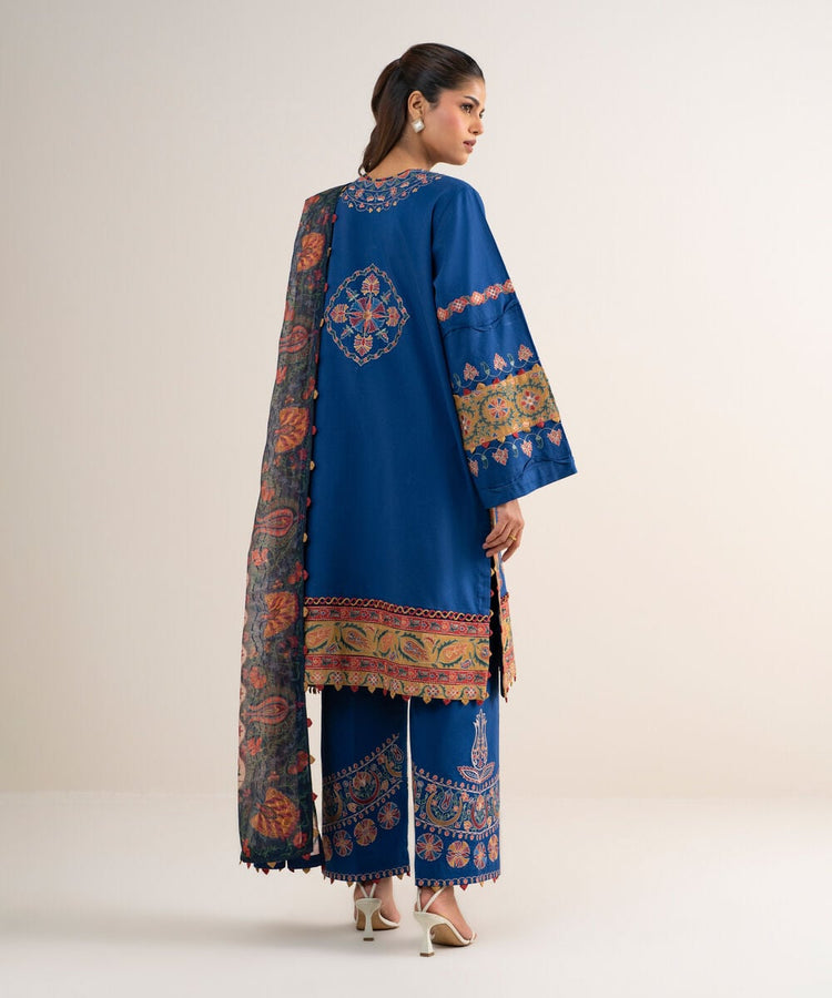 3 Piece - Embroidered Lawn Suit