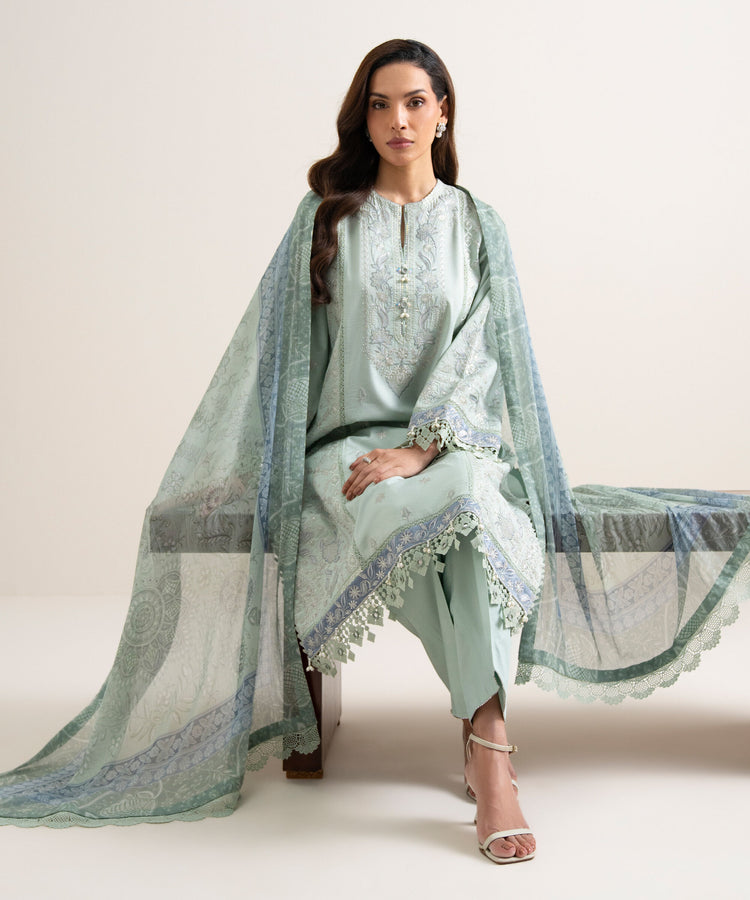 Ice Blue Embroidered Lawn Unstitched 3-Piece Suit