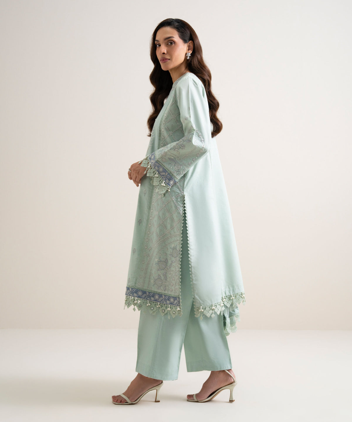 Ice Blue Embroidered Lawn Unstitched 3-Piece Suit